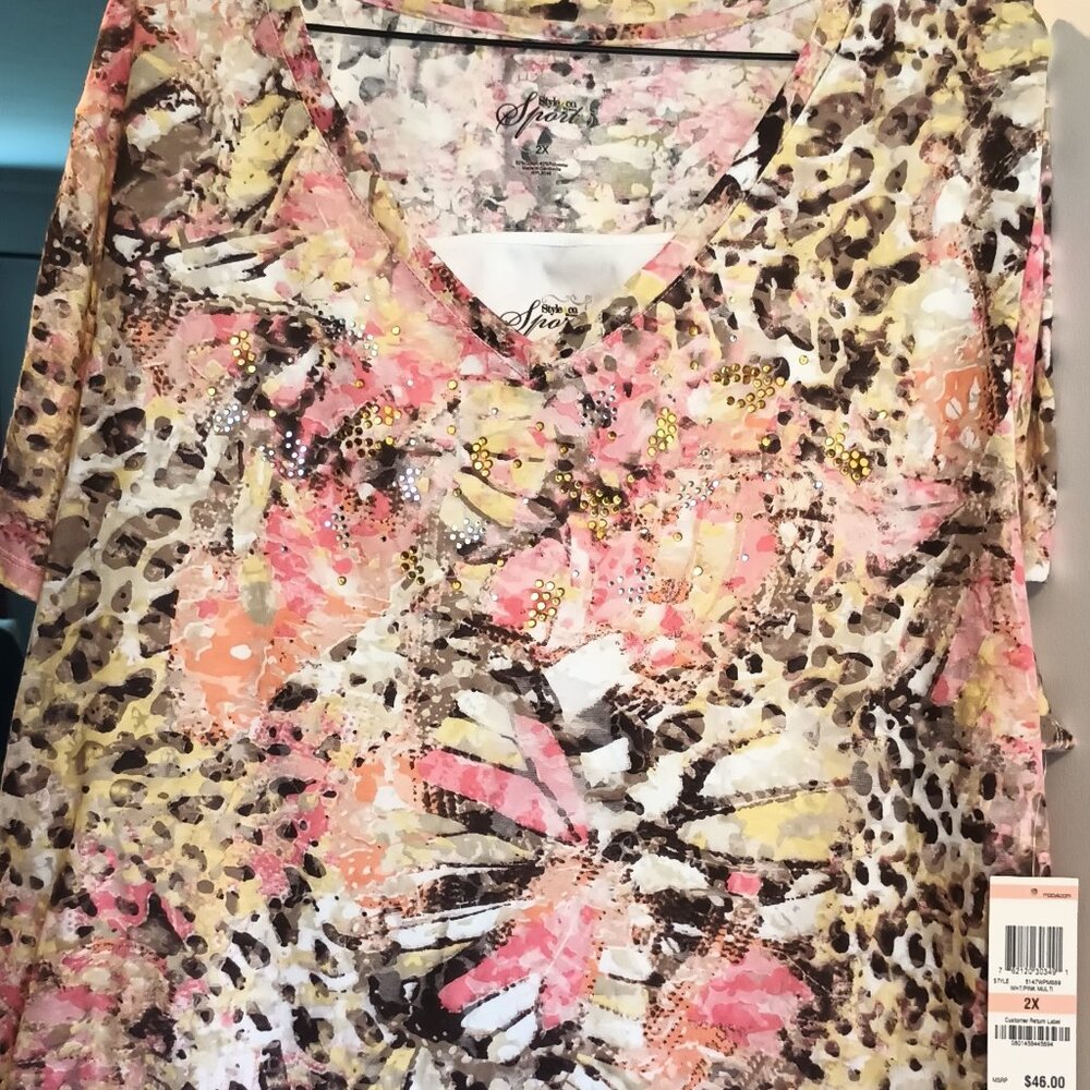 NWT 2 piece set Blouse with Cami, 2x women's